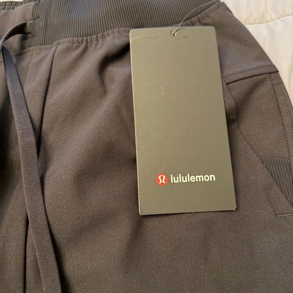 lululemon black Joggers - Picture 3 of 5